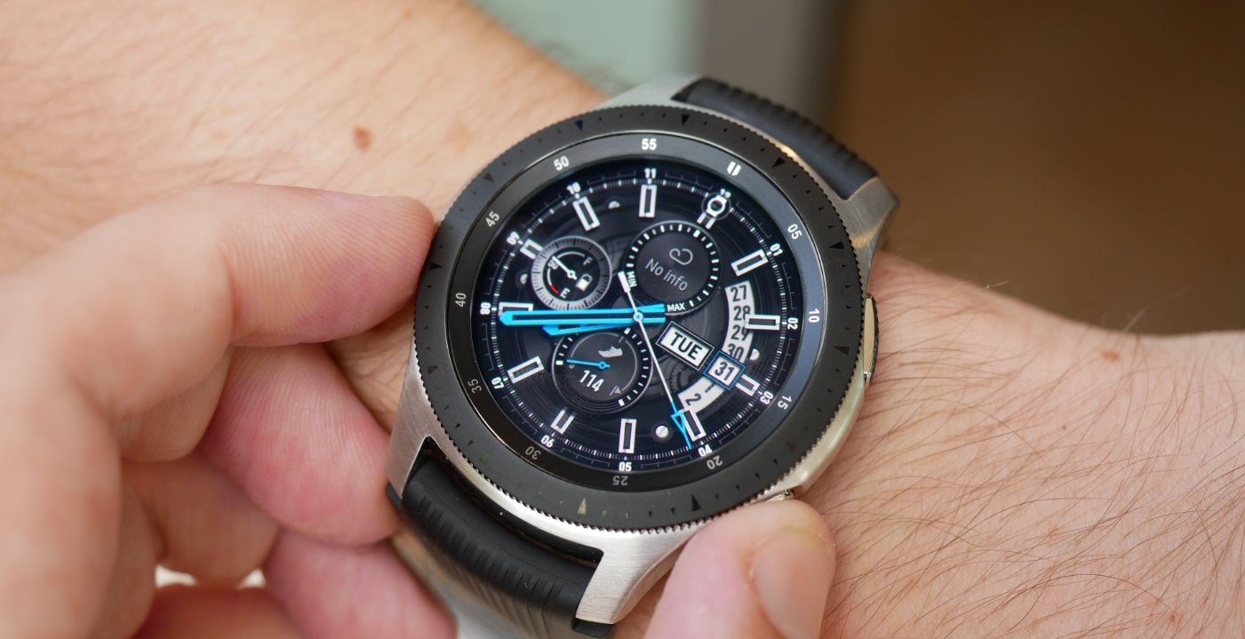 Samsung представили умные часы Galaxy Watch
