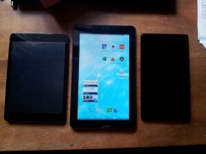 Turbopad 911 - сравнение с Nexus 7 (справа) и Turbopad 704 (слева)